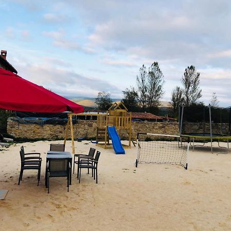 El Valle Perdido Casas Rurales Revelillas Esterno foto