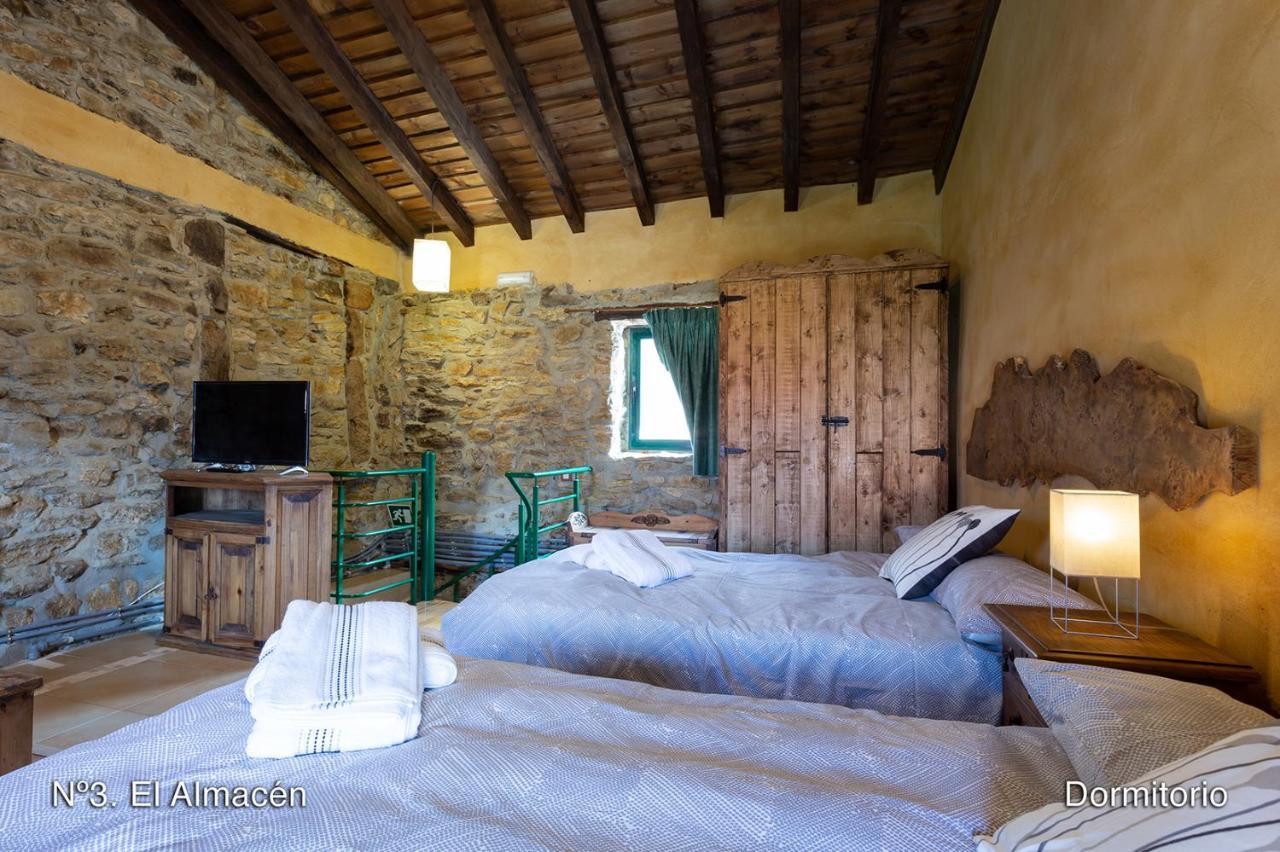 El Valle Perdido Casas Rurales Revelillas Esterno foto
